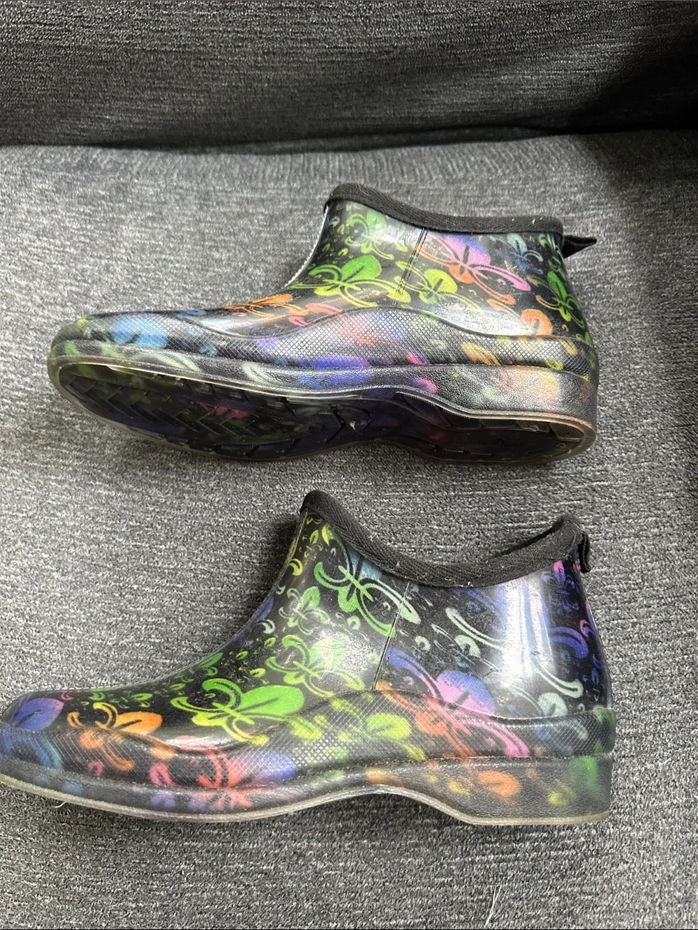 Corkys Multicolor Fleur-Print Rain Ankle Boots sz 9